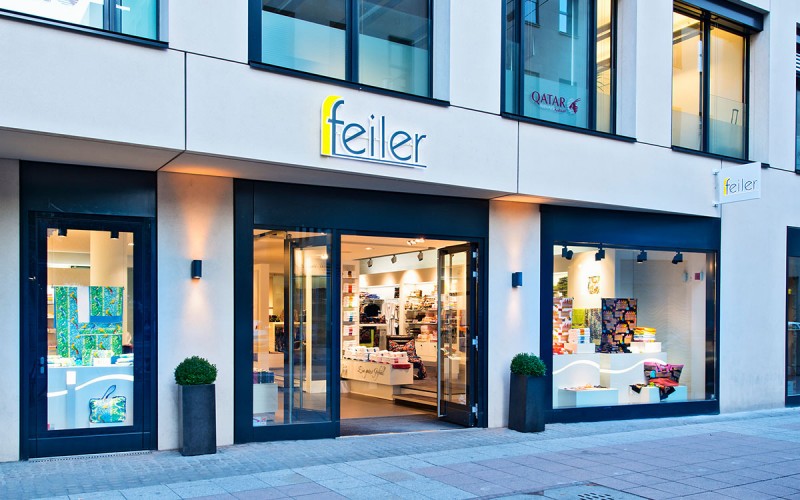 Münch+Münch Projekt Feiler Store Frankfurt - Außenfassade Schaufenster
